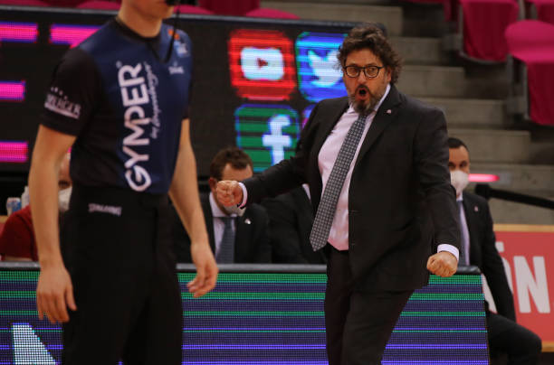 导致其在影 导致其在影